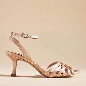 NWOT‎ Bibi Lou Kassia Beige Strappy Kitten Heel Sandals Size 5 Satin Woven Shoe